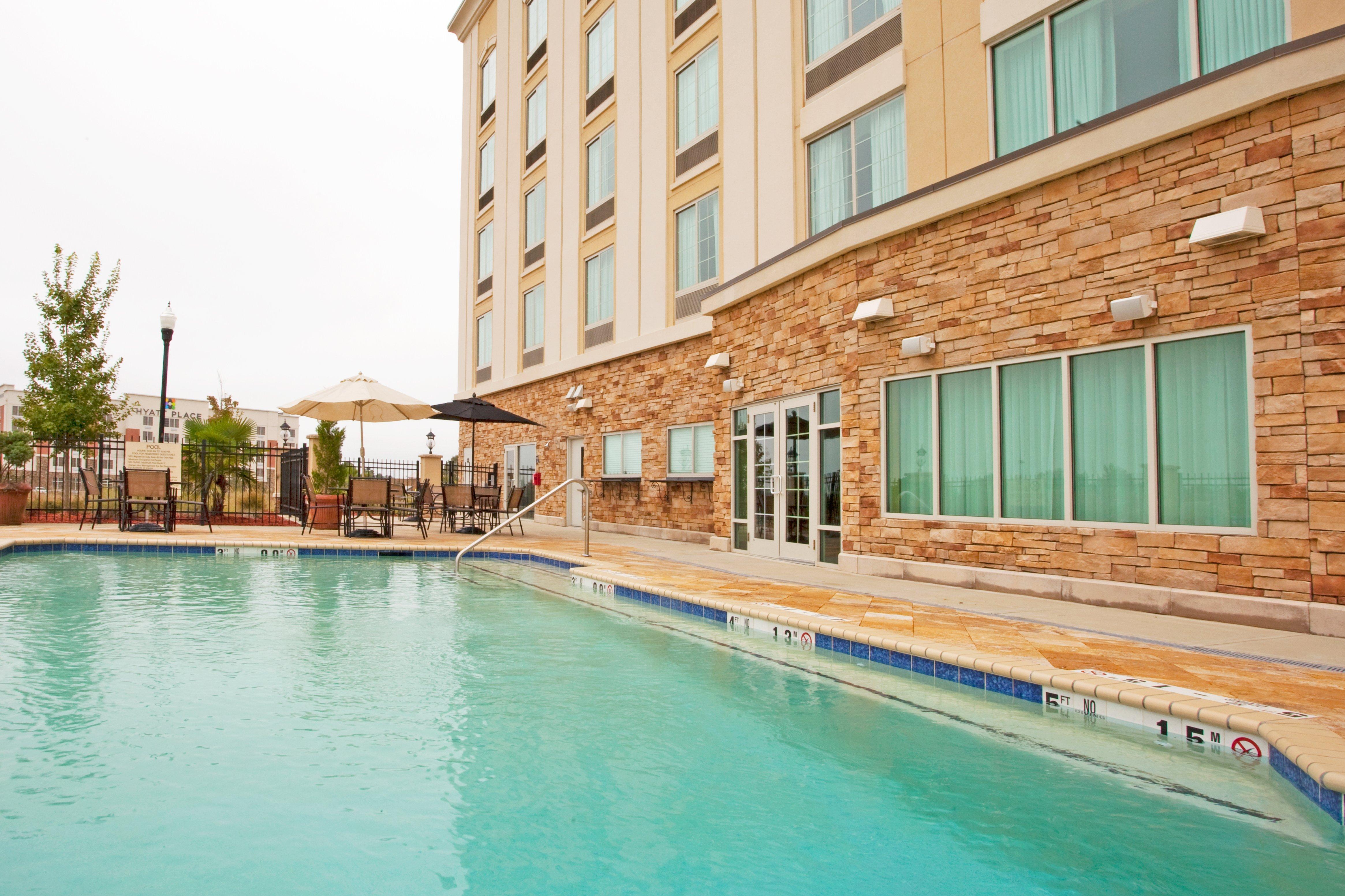 Holiday Inn Express & Suites Columbus At Northlake By Ihg Exterior foto